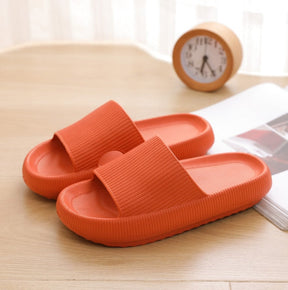 Chinelo - Pillow Slides™