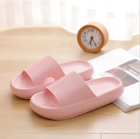 Chinelo - Pillow Slides™