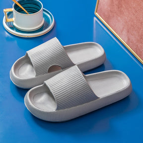 Chinelo - Pillow Slides™