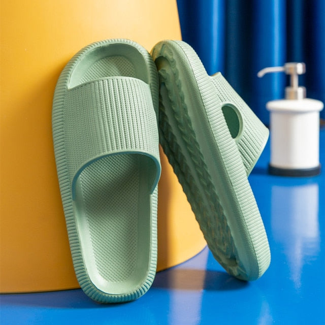 Chinelo - Pillow Slides™