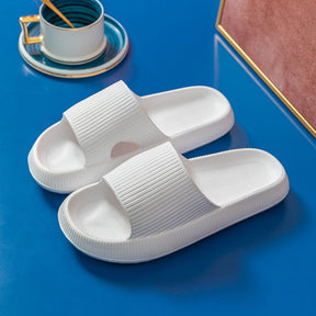 Chinelo - Pillow Slides™